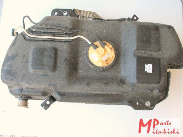 Kraftstofftank ohne Pumpenmodul, Gebraucht, Mitsubishi Colt Z30A,, OEM OEM Mitsubishi, MR978279